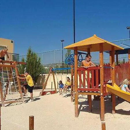 Sentido Pafian Sun Village Kissonerga